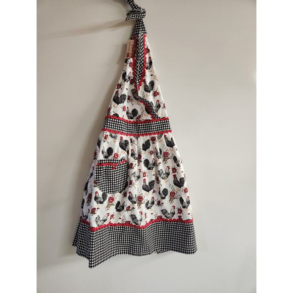 Cracker Barrel Rooster Hostess Red Black White  Designed Cooking Apron NWT - Picture 4 of 4
